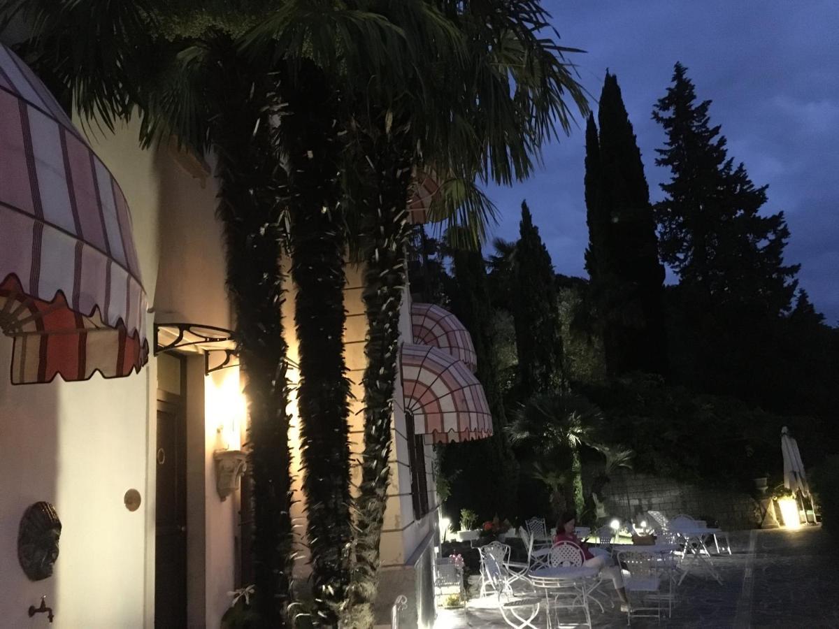 Villa Varenna Luaran gambar